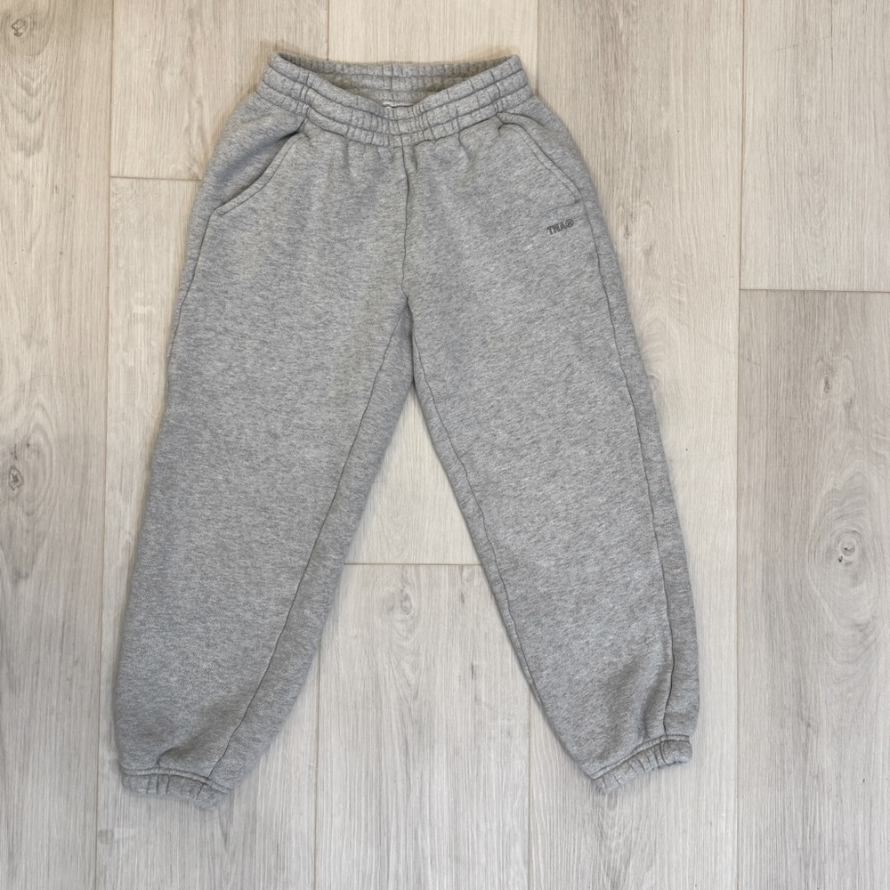 Aritzia Gray Jogger Track Pants with Elastic Waistband